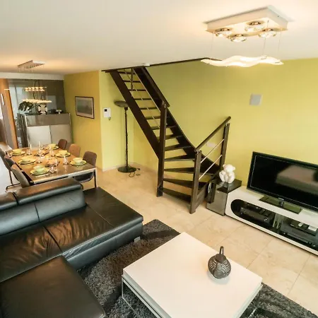 Residentie Lautrec-3 By Interhome *