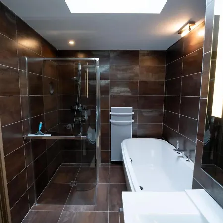 דירה Residentie Lautrec-3 By Interhome ברדנה